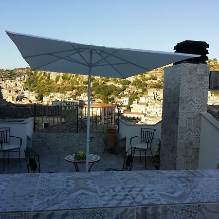 Bed and Breakfast Casa Mireio Модика Экстерьер фото