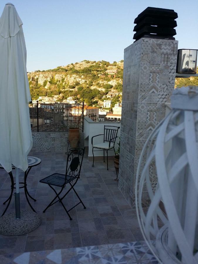 Bed and Breakfast Casa Mireio Модика Экстерьер фото